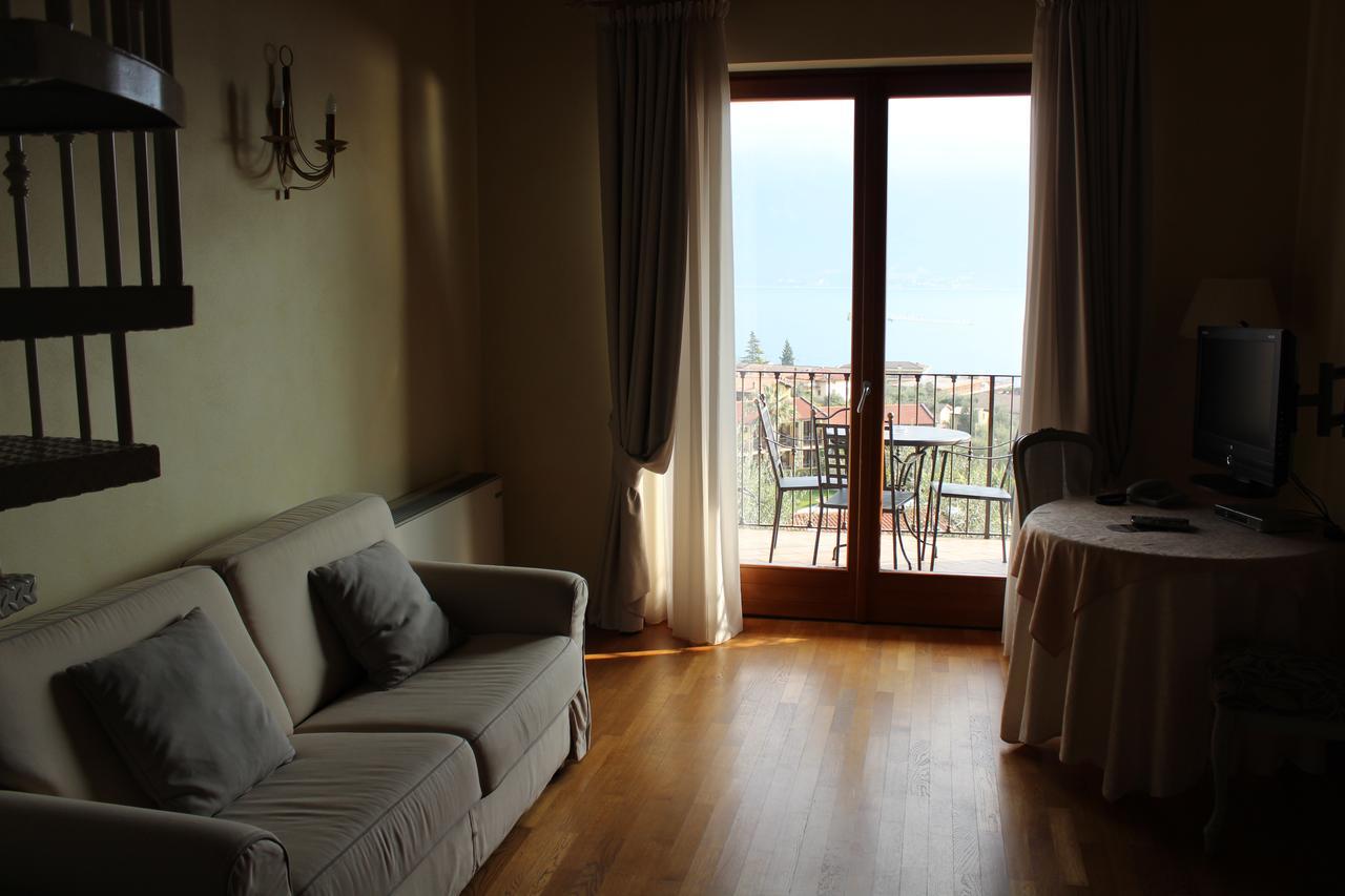 Villa Elite Resort Лимоне-суль-Гарда Экстерьер фото