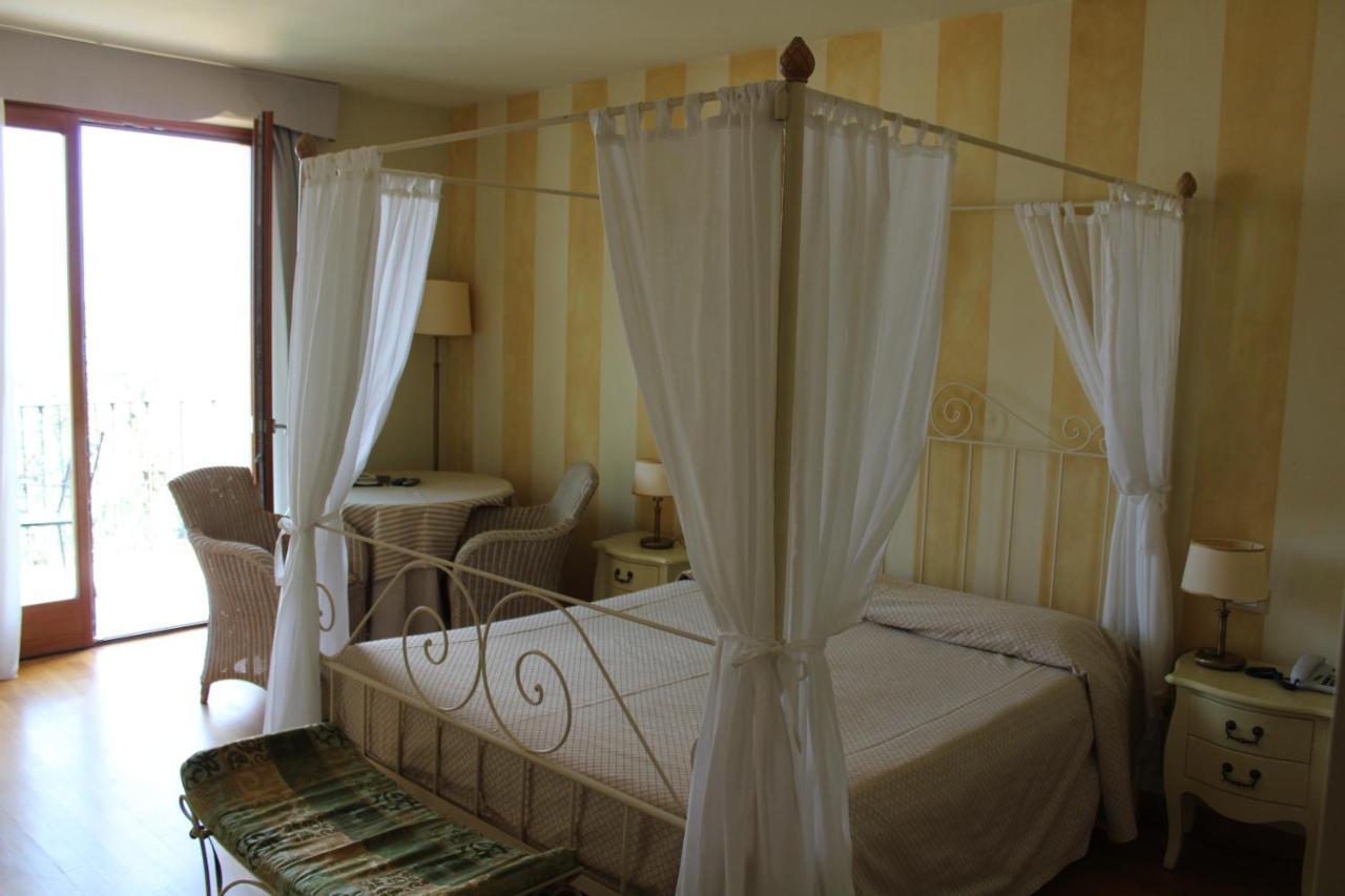 Villa Elite Resort Лимоне-суль-Гарда Экстерьер фото